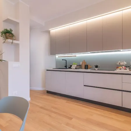 Sweet 23 Apartment